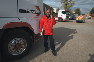 Qoora | Coupe-Vent publicitaire pour homme Rose Blanc 1